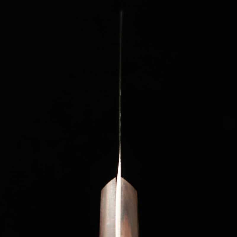 Masahiro Betsusaku MASAHIRO BETSUSAKU couteau à désosser, forme ronde, taille moyenne (140mm)