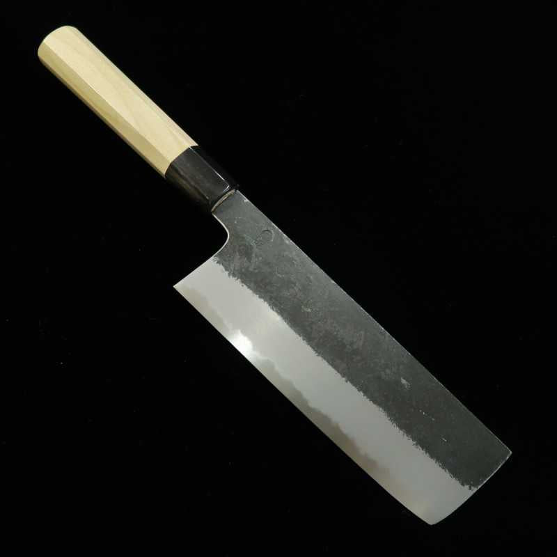 SAKAI KIKUMORI Kikuzuki Kuro Nakiri Shirogami nº 2 acabado negro, mango octogonal de magnolia con virola de cuerno de búfalo (180 mm)