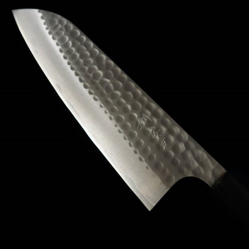 ANRYU Santoku acier bleu n°2, inox martelé, manche octogonal en wengé (170 mm)