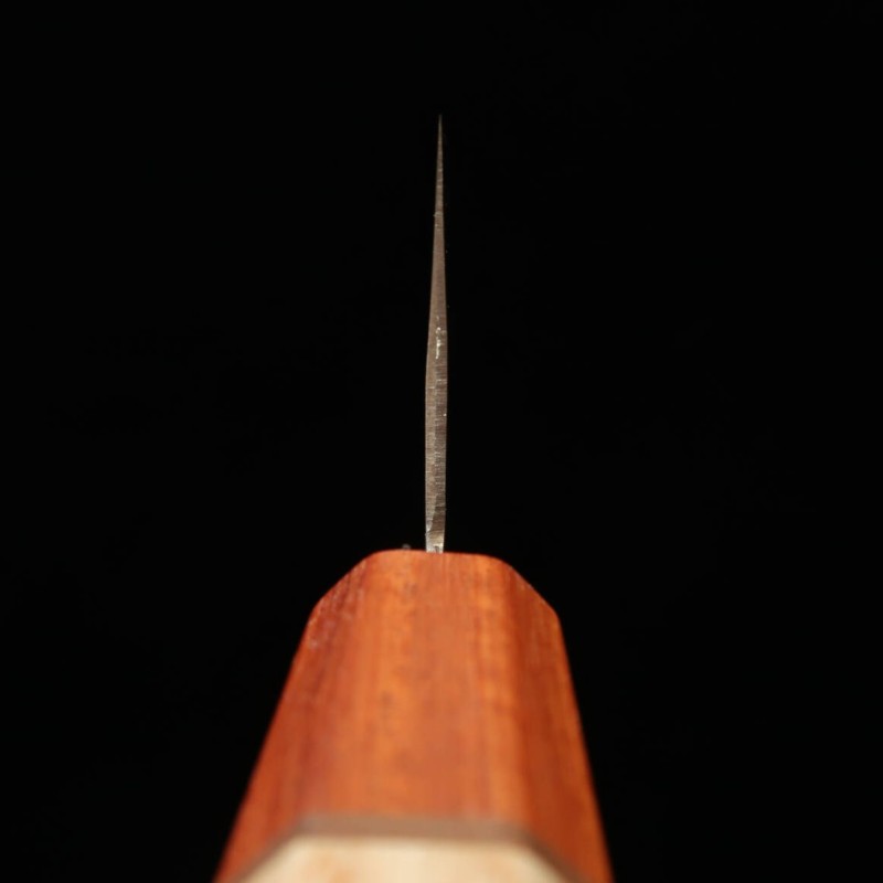 Santoku MIURA Samidare V1 Martilleado Mango de madera de karín/fresno (170mm)