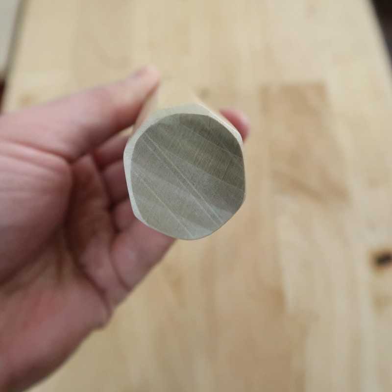 堺孝行 SAKAI TAKAYUKI 45層ダマスカス 三徳 六角半丸柄 (180mm)