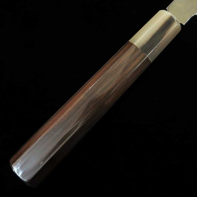 Yanagiba SUISIN obra de Ikeda Yoshikazu, shirogami no.2, acabado de espejo, mango de ébano y funda de magnolia (330mm)