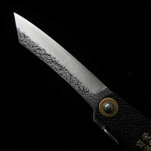 Nagao Kanekoma Higonokami, VG10 martelé, manche en cuir noir (72 mm)