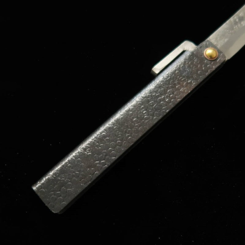 TOMITA Higonokogatana fer doux forgé, grande lame type sabre martelé, finition noire, avec boîte en paulownia et pochette de rangement (95 mm)