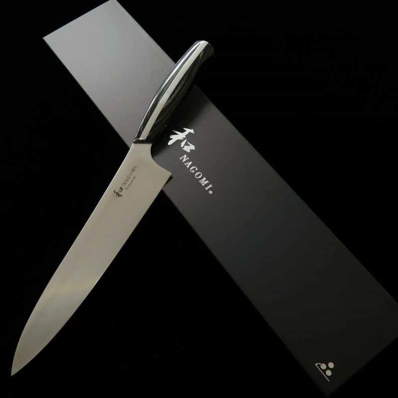 和 NAGOMI Professional 国産特殊ステンレス鋼 牛刀 (240mm)